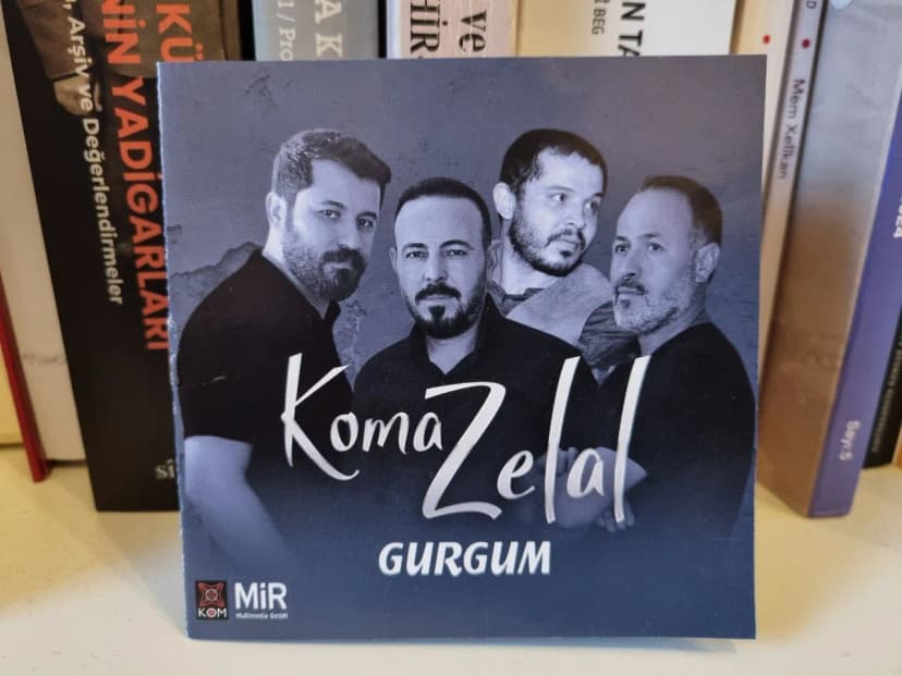 Albûma Koma Zelal: Gurgum